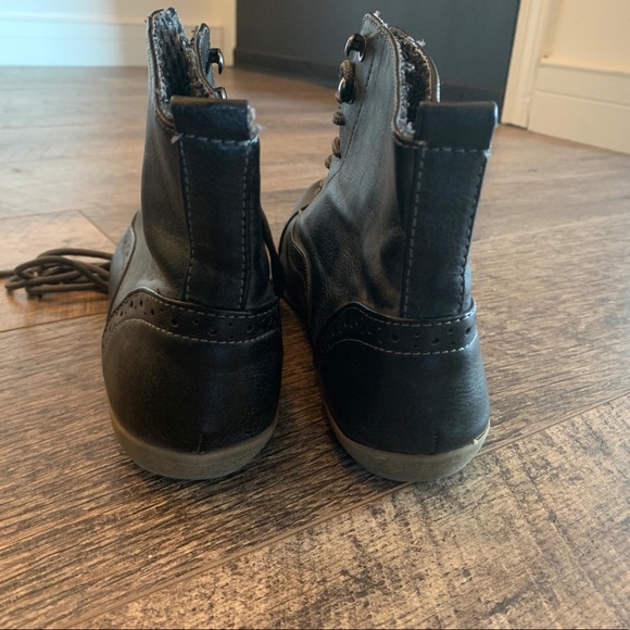 Cute booties! Size US6.5 UK38 women’s. - Picture 2 of 4